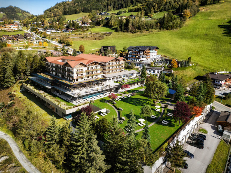 Erweiterung und 3D-Visualisierung des Hotel Oberforsthof mit Spa-Bereich, Sonnenterrasse und Gartenlandschaft